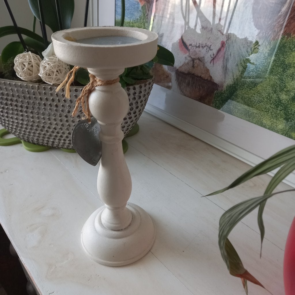 Houten kandelaar 26 cm hoog.  afhalen in 3290 Diest., Ophalen, Kandelaar