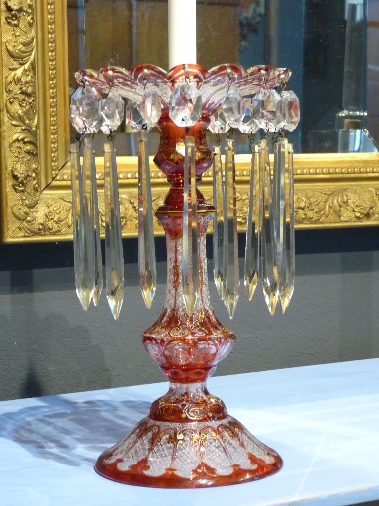  Antieke zeldzame robijnrode Boheemse vergulde schouwluster, Ophalen