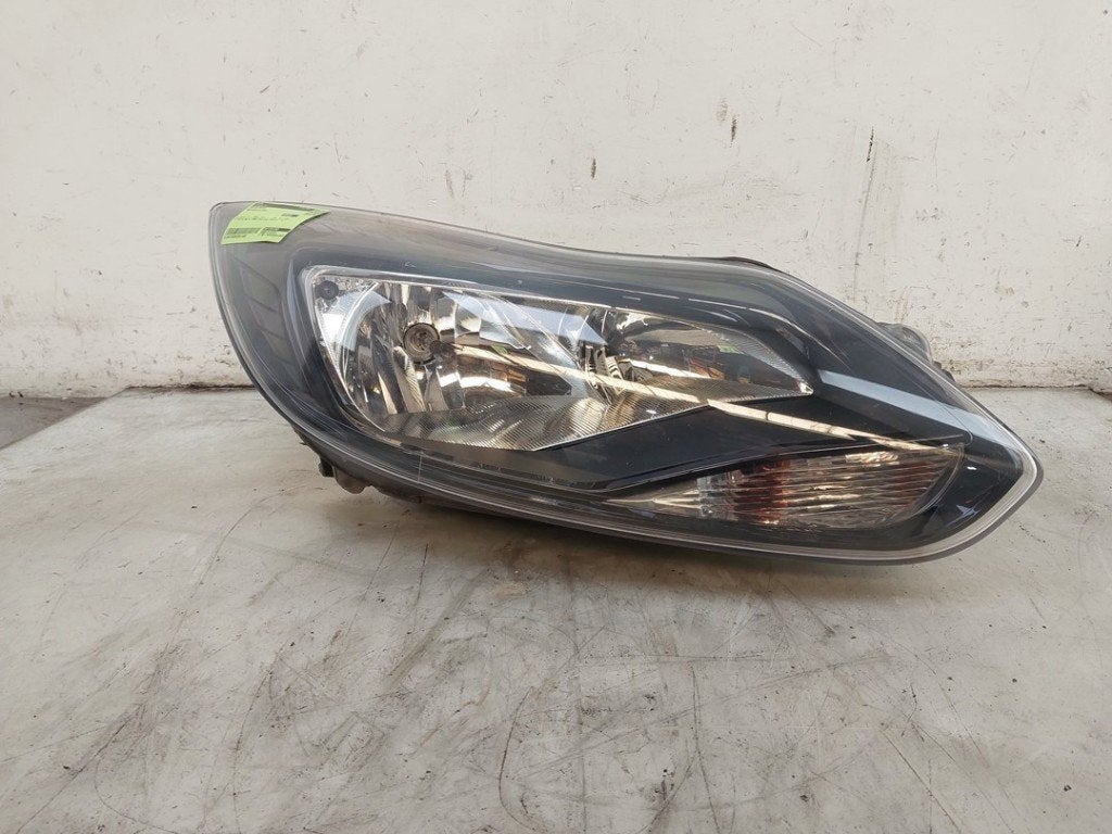 KOPLAMP RECHTS Ford Focus 3 Wagon (|1873933|BM5113W029RB|), Gebruikt, Henry-Ford-Straße  1
50735  Köln, DE, Ford-Werke GmbH, Kunden@ford.com