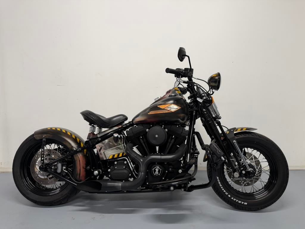 Harley-Davidson FLSTSB Cross Bones Springer 2008 Custom ZGAN, Motoren, 2 cilinders, Chopper, Bedrijf, Sportuitlaat