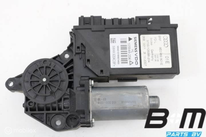 Raammotor links achter Audi A4 8E B7 8E0959801E, Gebruikt