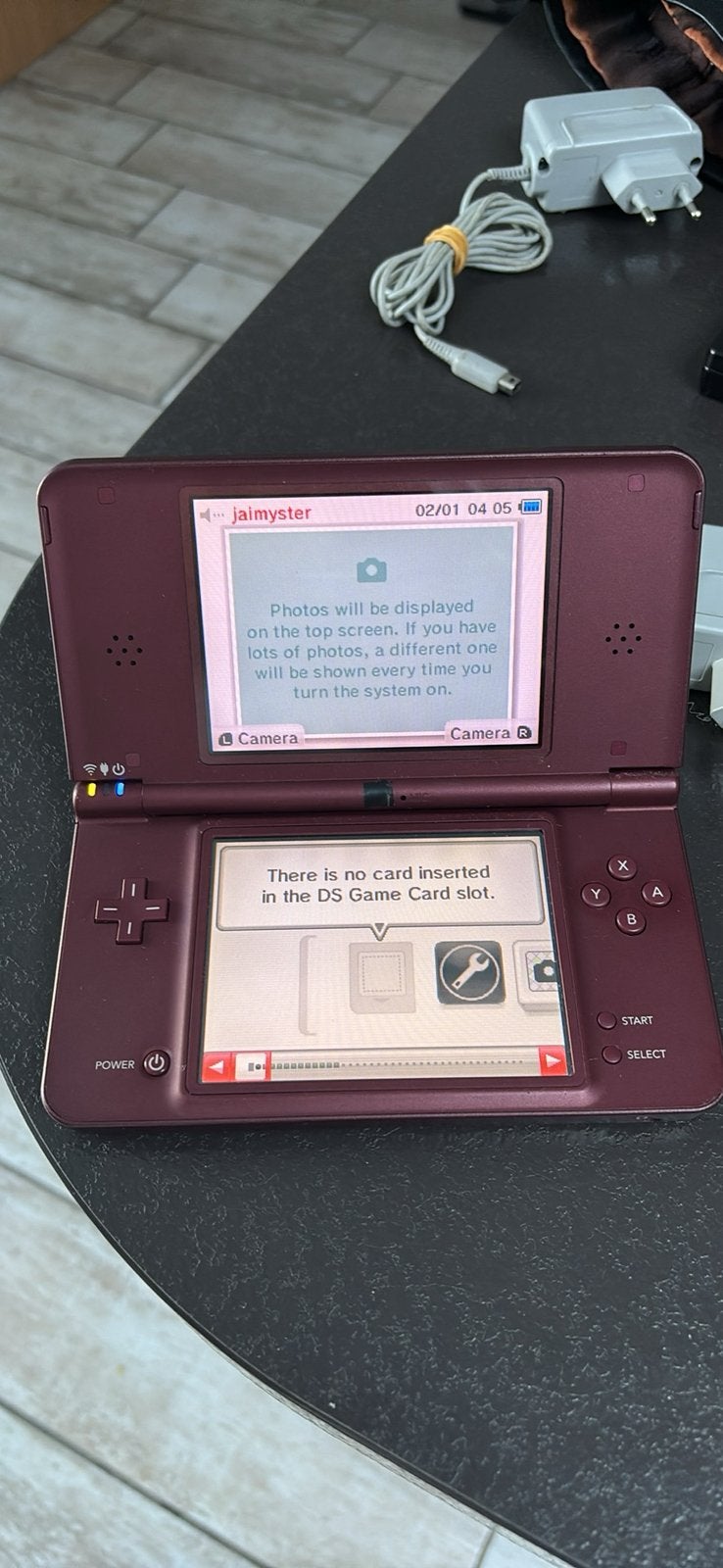 Nintendo dsi xl avec un jeu, Consoles de jeu & Jeux vidéo, Rouge, Dsi, Enlèvement, Utilisé