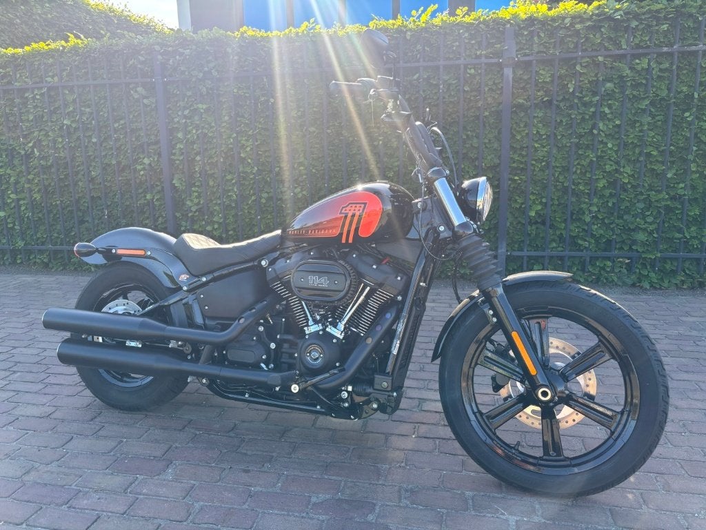 Harley davidson Street bob 114, Motos, Motos | Harley-Davidson, Entreprise, Chopper, plus de 35 kW, 2 cylindres, Permis Moto A