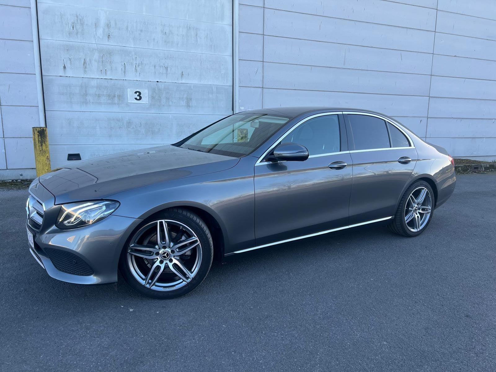 Mercedes - Benz E200 Benzine 2016, Autos, Argent ou Gris, 5 portes, Automatique, Particulier