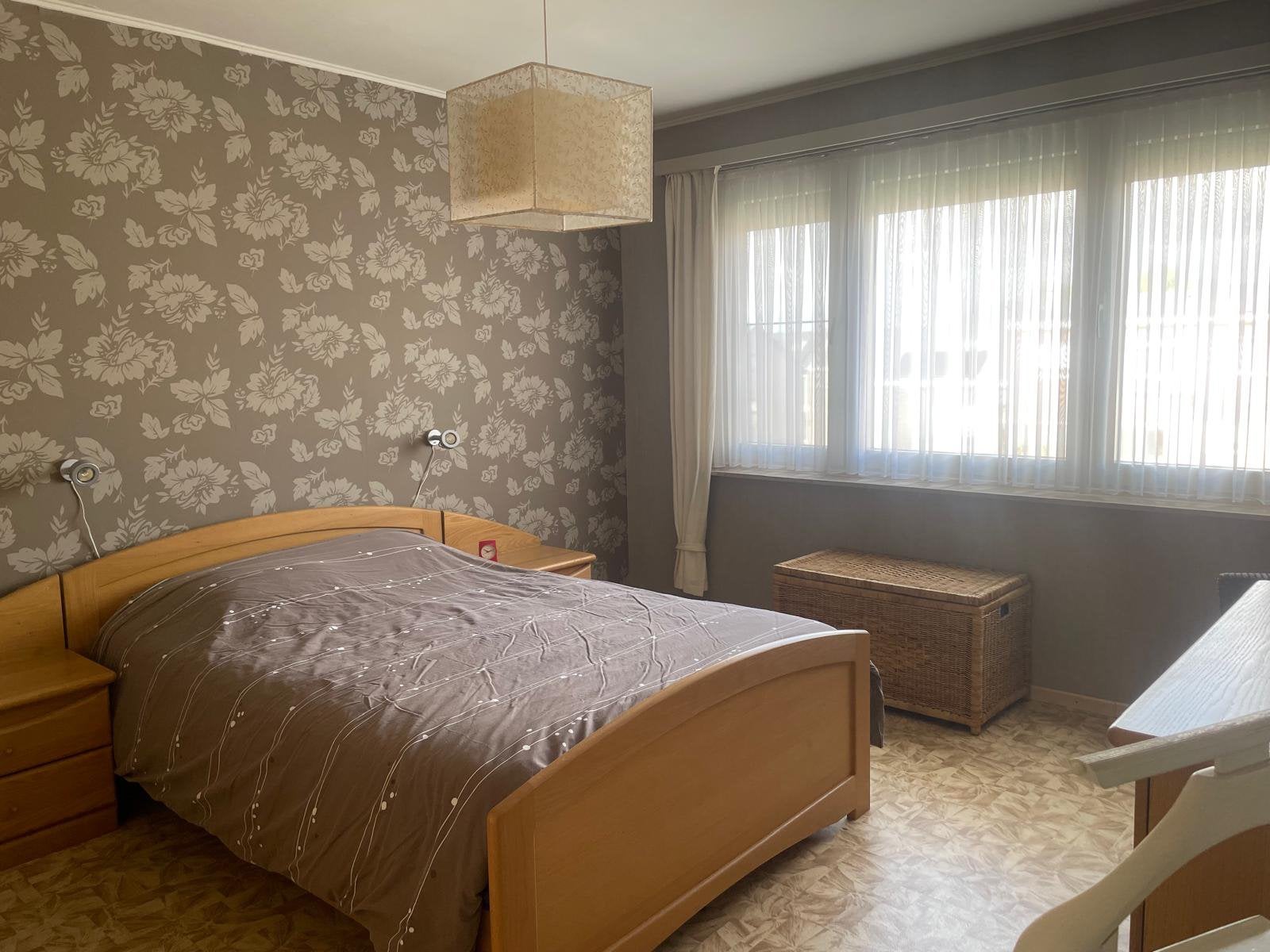 Bed met nachtkastjes (enkel ophalen), Huis en Inrichting, Slaapkamer | Bedden, Ophalen