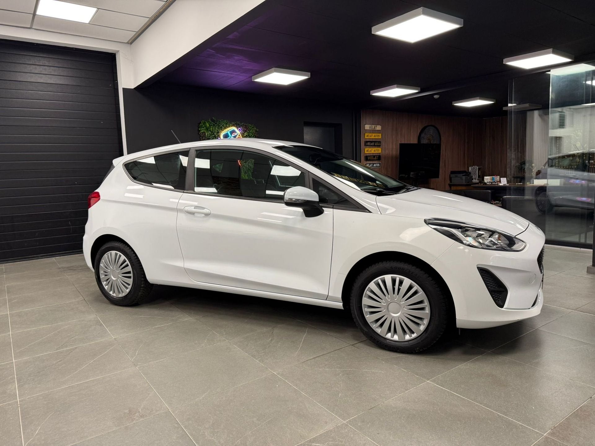 FORD FIESTA 102.000KM BENZINE, Autos, Ordinateur de bord, 1131 kg, Achat, Entreprise