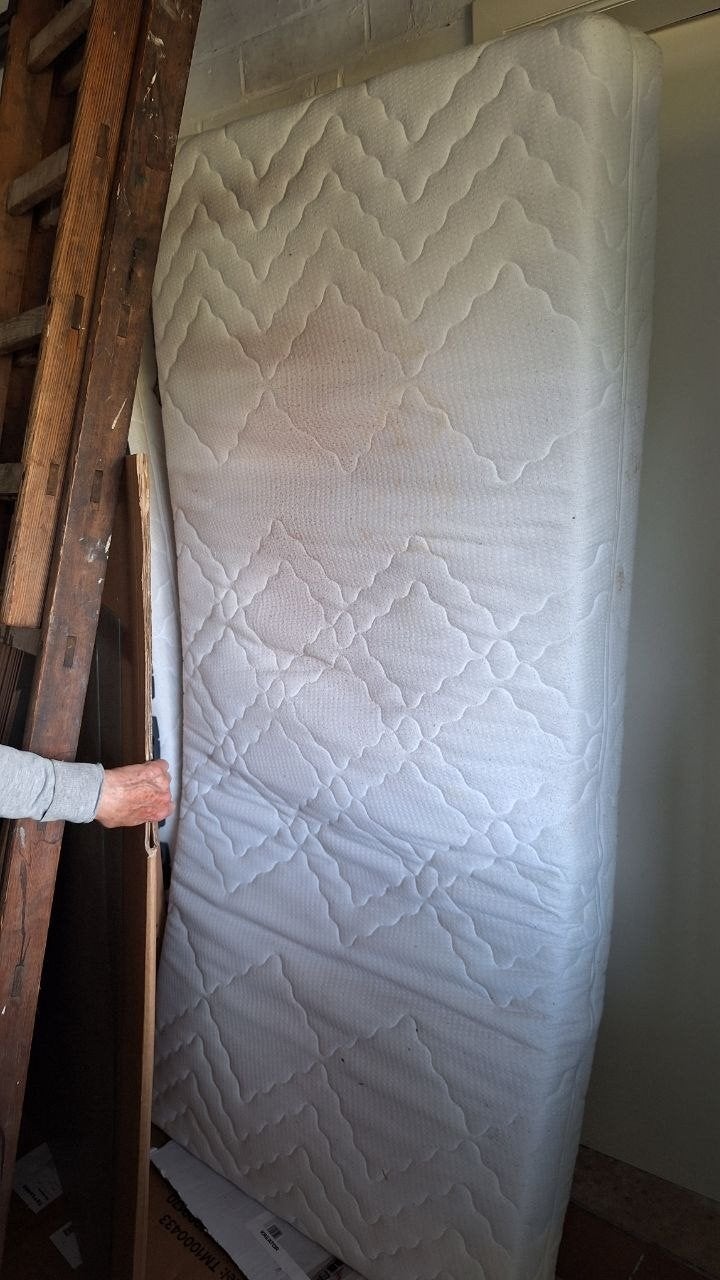 Gratis Matras, Huis en Inrichting, Ophalen, Gebruikt, 90 cm, Matras