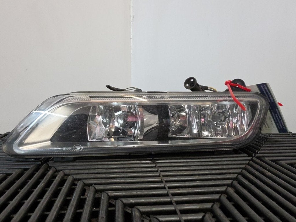 ANTI BROUILLARD AVANT DROIT Volkswagen Passat Variant (365), Autos : Pièces & Accessoires, Volkswagen, Volkswagen AG, Utilisé