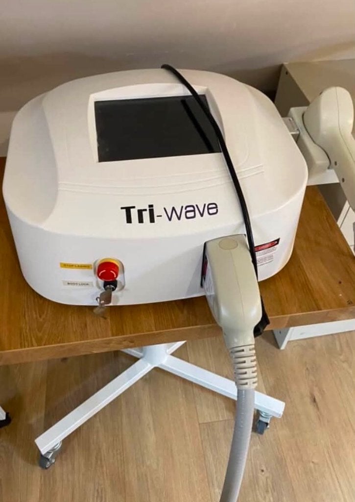 Te koop: Tri-Wave Diode Laser (Medi Invest), Ophalen, Zo goed als nieuw, Scheren en Epileren