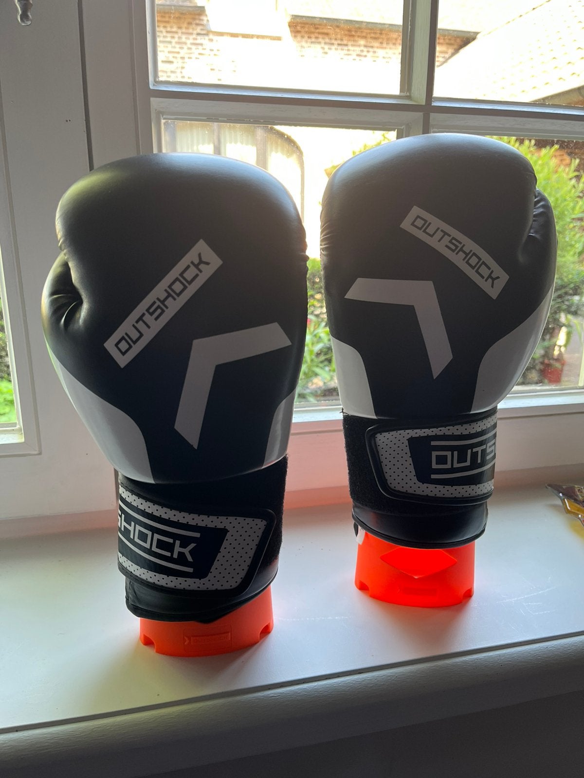 Bokshandschoenen met houder maat 16 OZ, Ophalen, Zo goed als nieuw, Bokshandschoenen