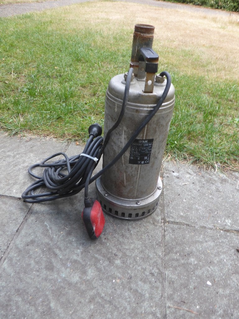 dompelpomp DAB Drenag 1200 MA in goede werking, met vlotter, Tuin en Terras, Waterpompen, Ophalen, Gebruikt, Elektrisch, Dompelpomp