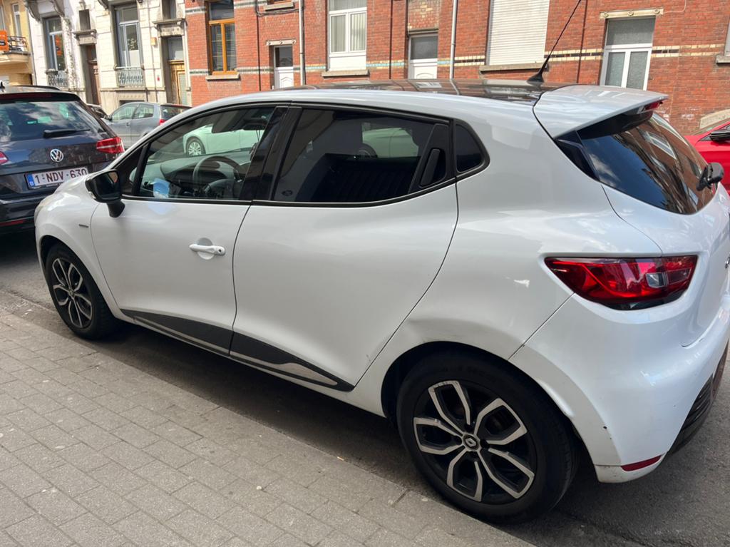 Clio 0.9 tce TRES ÉCONOMIQUE VENTE URGENTE, Autos, Achat, Euro 6, Entreprise, Boîte manuelle
