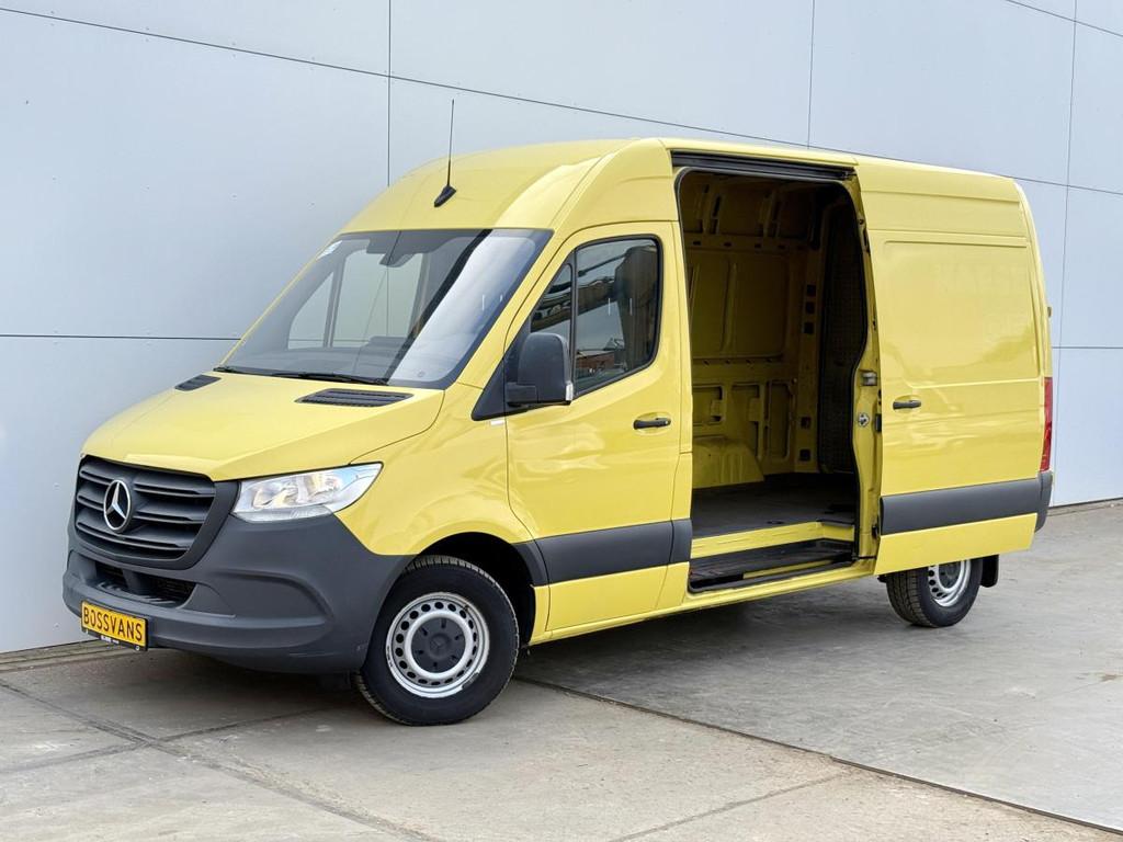 Mercedes-Benz Sprinter 319 3.0 CDI 6 Cilinder Automaat L2H2, Auto's, Automaat, Gebruikt, Zwart, 2987 cc