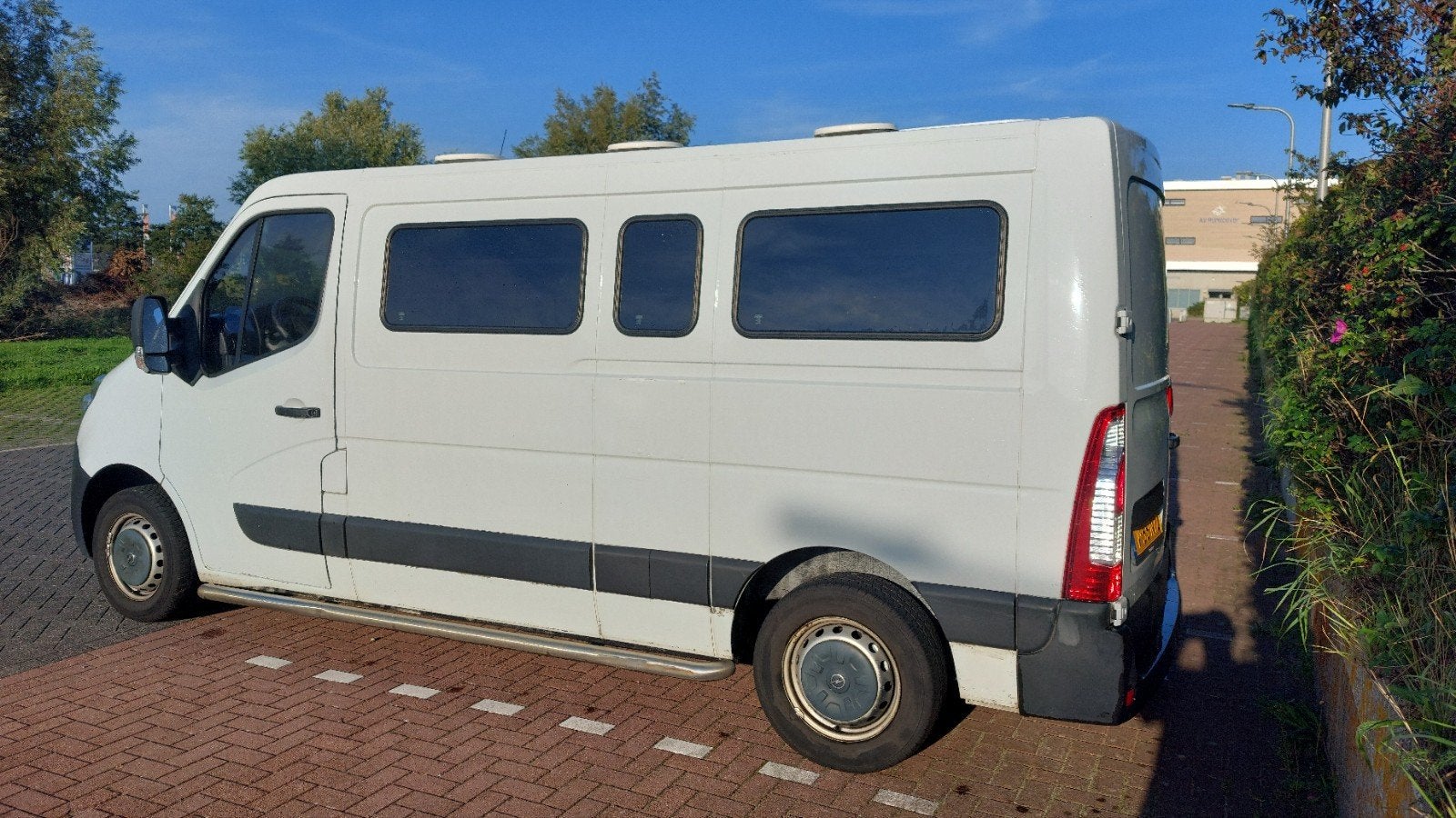 Opel Movano APK tot september 2027 150pk, Auto's, Automaat, Adaptieve lichten, Wit, Leder