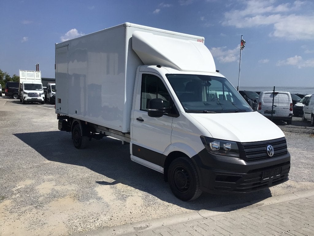 volkswagen crafter aluvan/laadlift 2024 77000km 29950e ex, Auto's, Voorwielaandrijving, 4 deurs, Stof, 4 cilinders