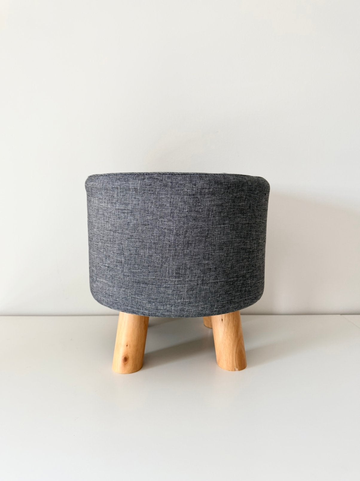 Maisons du Monde grijze mini poef, Ophalen, Zo goed als nieuw, Rond, Hout