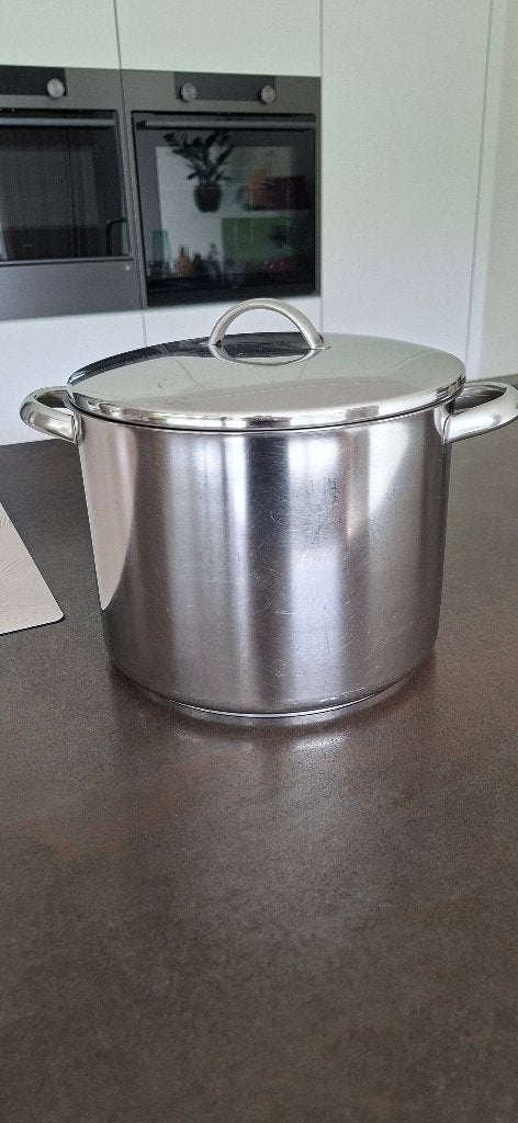 Kookpot Demeyere 25cm x 19cm hoog plus deksel, Maison & Meubles, Cuisine | Casseroles & Poêles, Enlèvement ou Envoi, Comme neuf