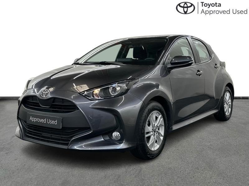 Toyota Yaris Dynamic, Argent ou Gris, Achat, Euro 6, https://public.car-pass.be/vhr/0ba2aa9d-842f-4d17-9318-8d656ae0241c