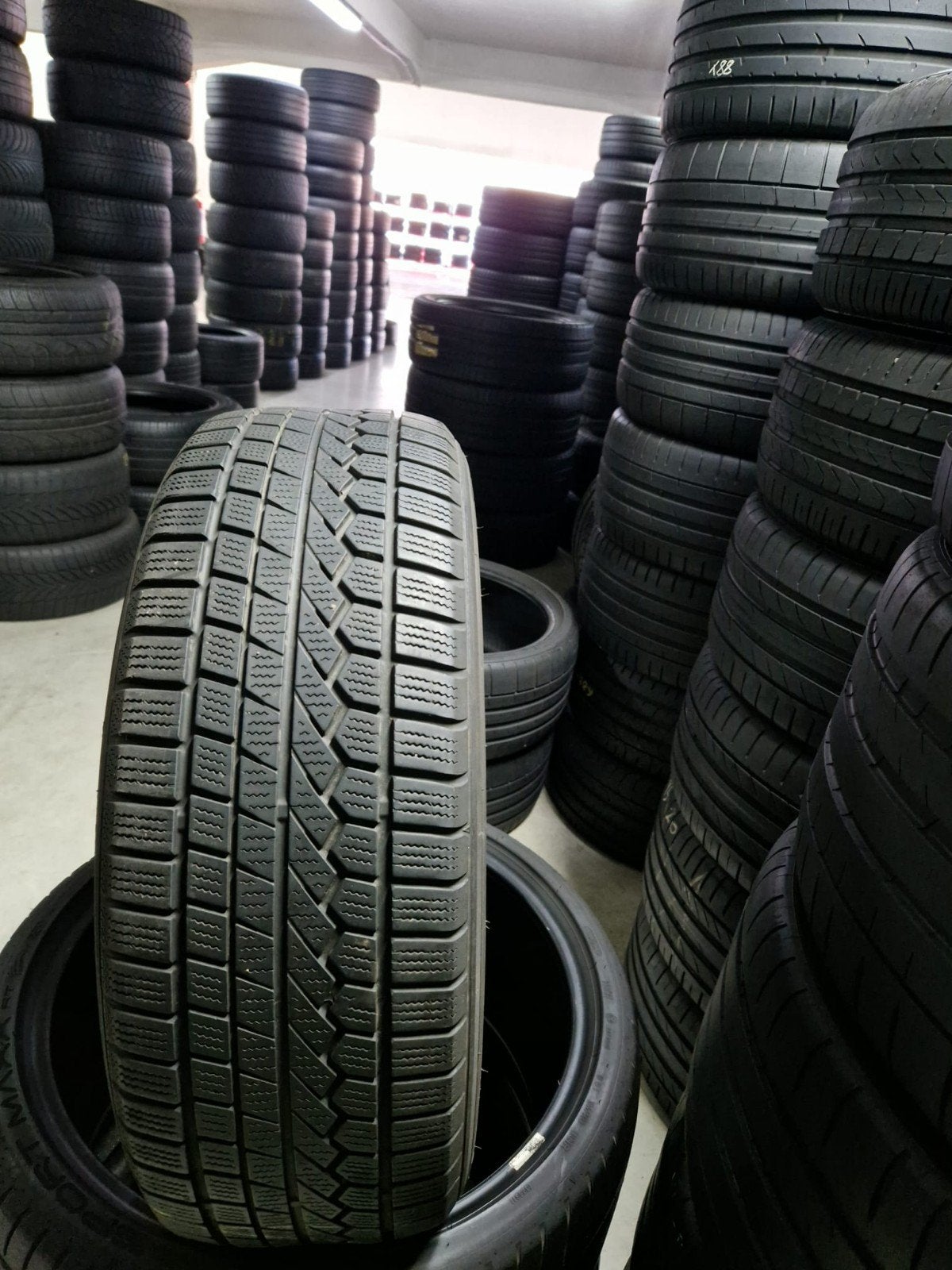 21555r18 215 55 r18 215/55/r18 hankook avec montage, Enlèvement ou Envoi
