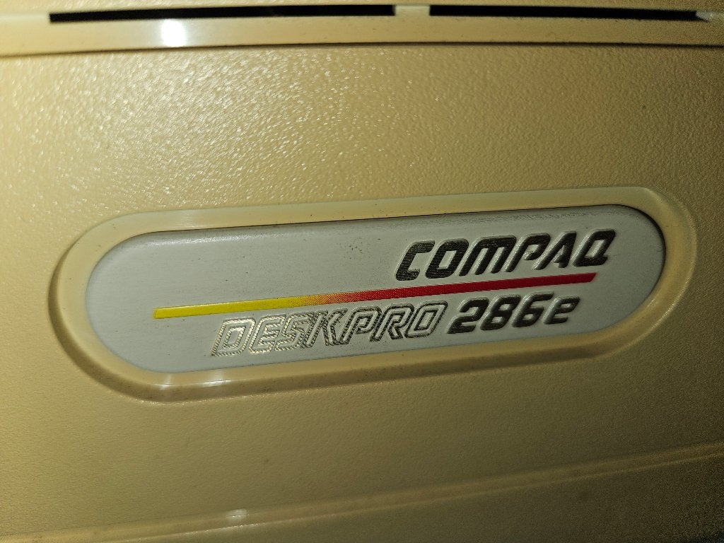 Compaq Deskpro 286/e, Enlèvement, Compaq