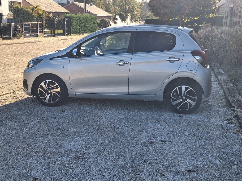 PEUGEOT 108 - 1.0 E-VTi 68-MOTOR - OPEN DAK - 5DRS, Auto's, Voorwielaandrijving, 4 zetels, Stof, Euro 6