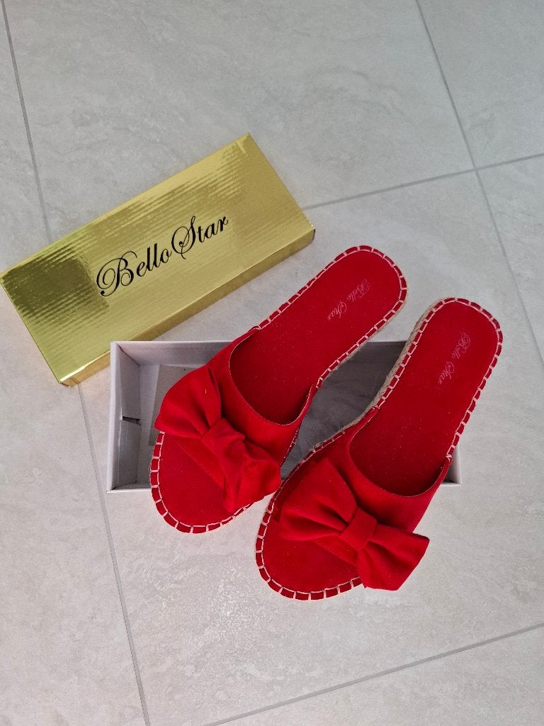 Paar leuke damespantoffels, Kleding | Dames, Schoenen, Nieuw, Ophalen of Verzenden, Pantoffels of Sloffen, Rood