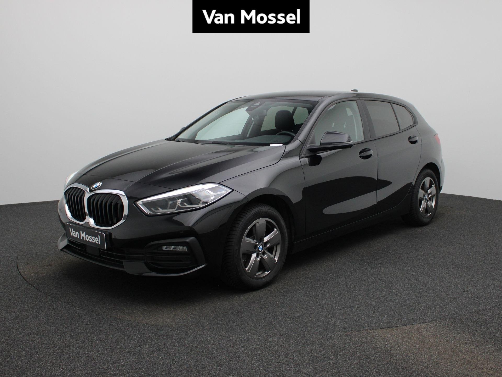 BMW 1-serie 118i NAVI | CARPLAY/Android | Zetelverwarming, Auto's, Gebruikt, 136 pk, Zwart, 5 deurs