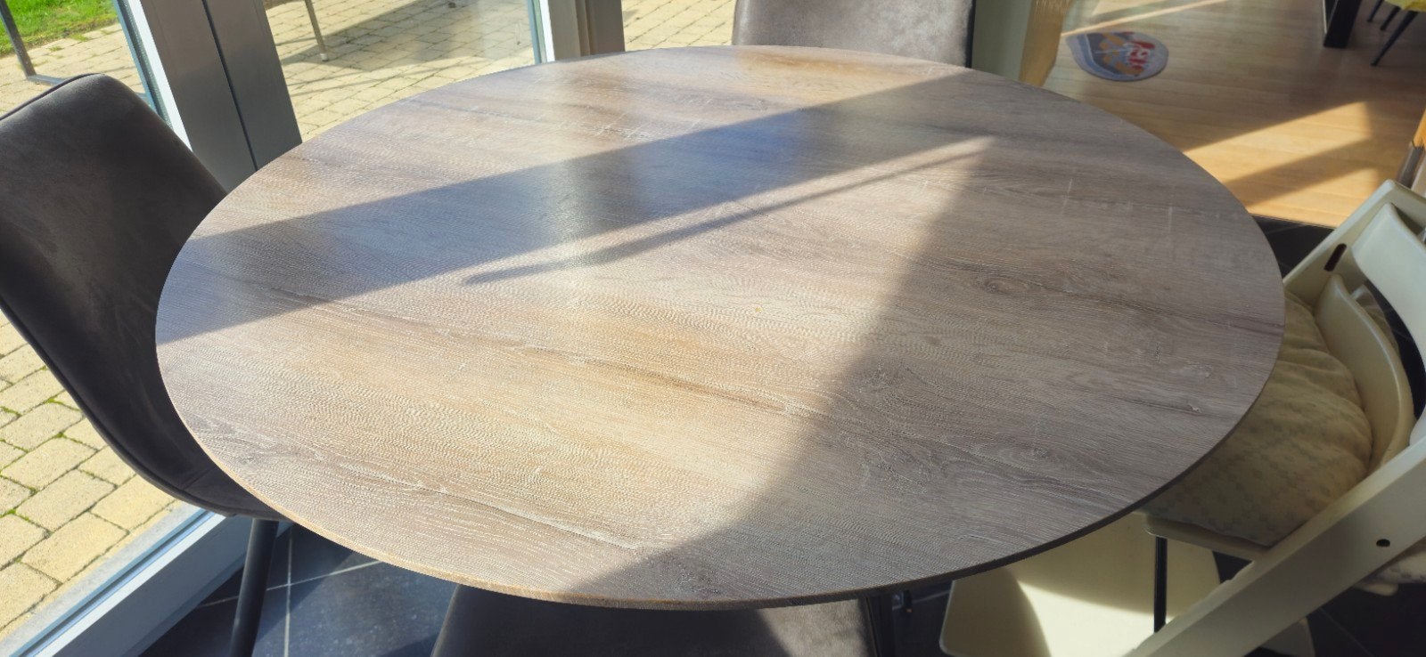 tafel eik look met zwarte metalen onderstel, Ophalen