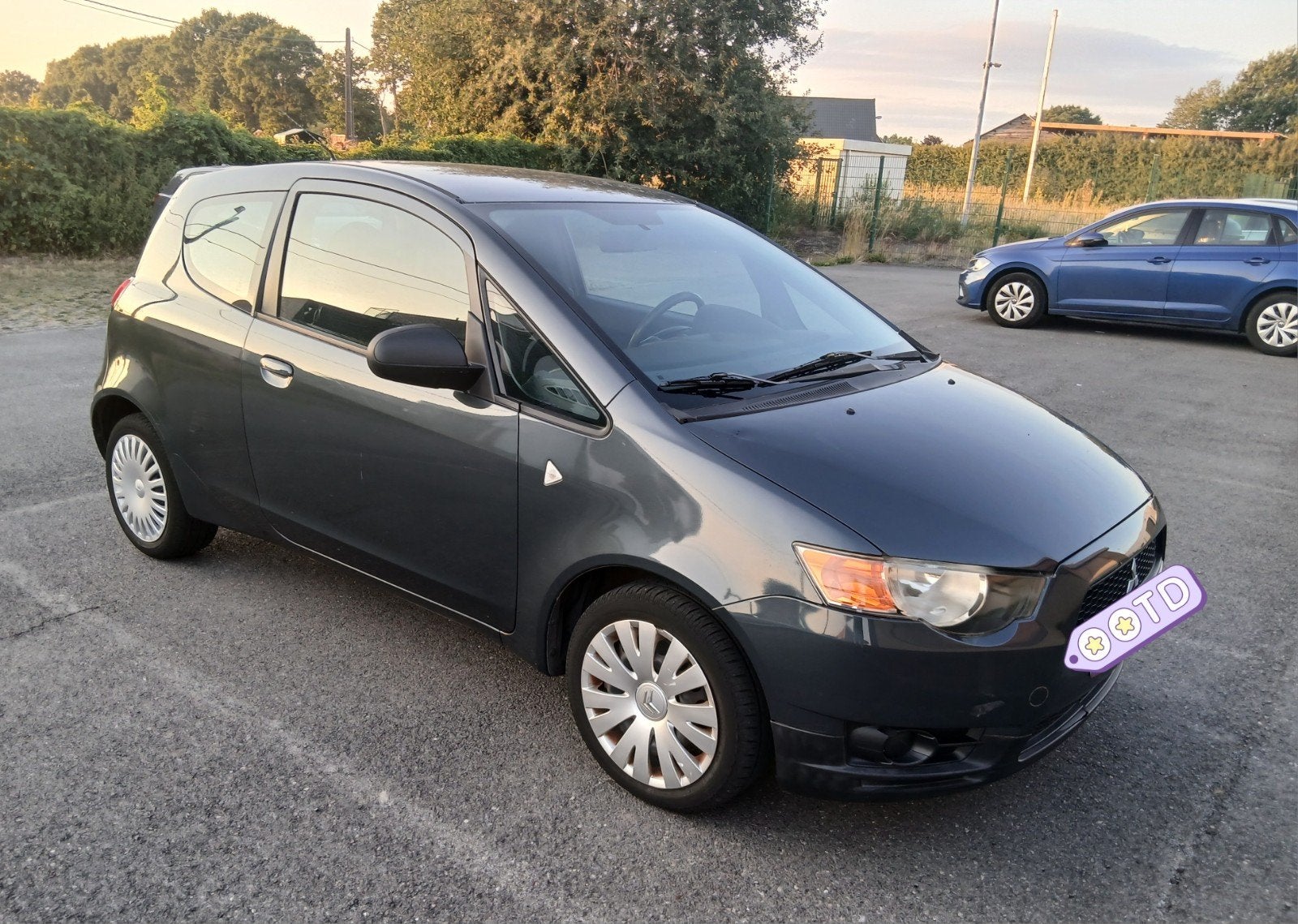 Mitsubishi Colt 1.1i Euro5, 1 proprio 105000 km prêt à immat, Autos, Mitsubishi, Euro 5, Achat, Boîte manuelle, Colt