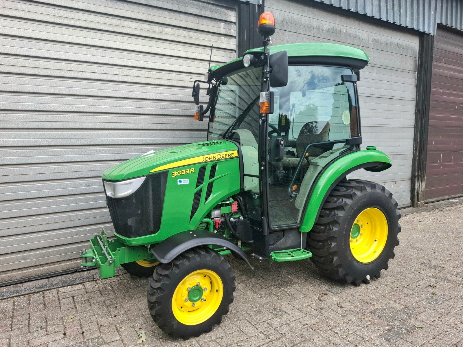 John Deere 3033R uur 294 compact tractor tuintractor 3033, Zakelijke goederen, Landbouw | Tractoren, Gebruikt, Tot 2500, Tot 80 Pk