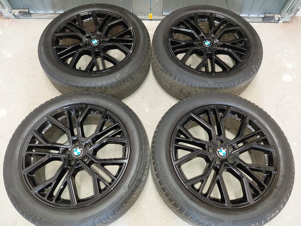 20 inch velgen met winterbanden BMW X5 G05, Ophalen, Gebruikt, 275 mm, Banden en Velgen