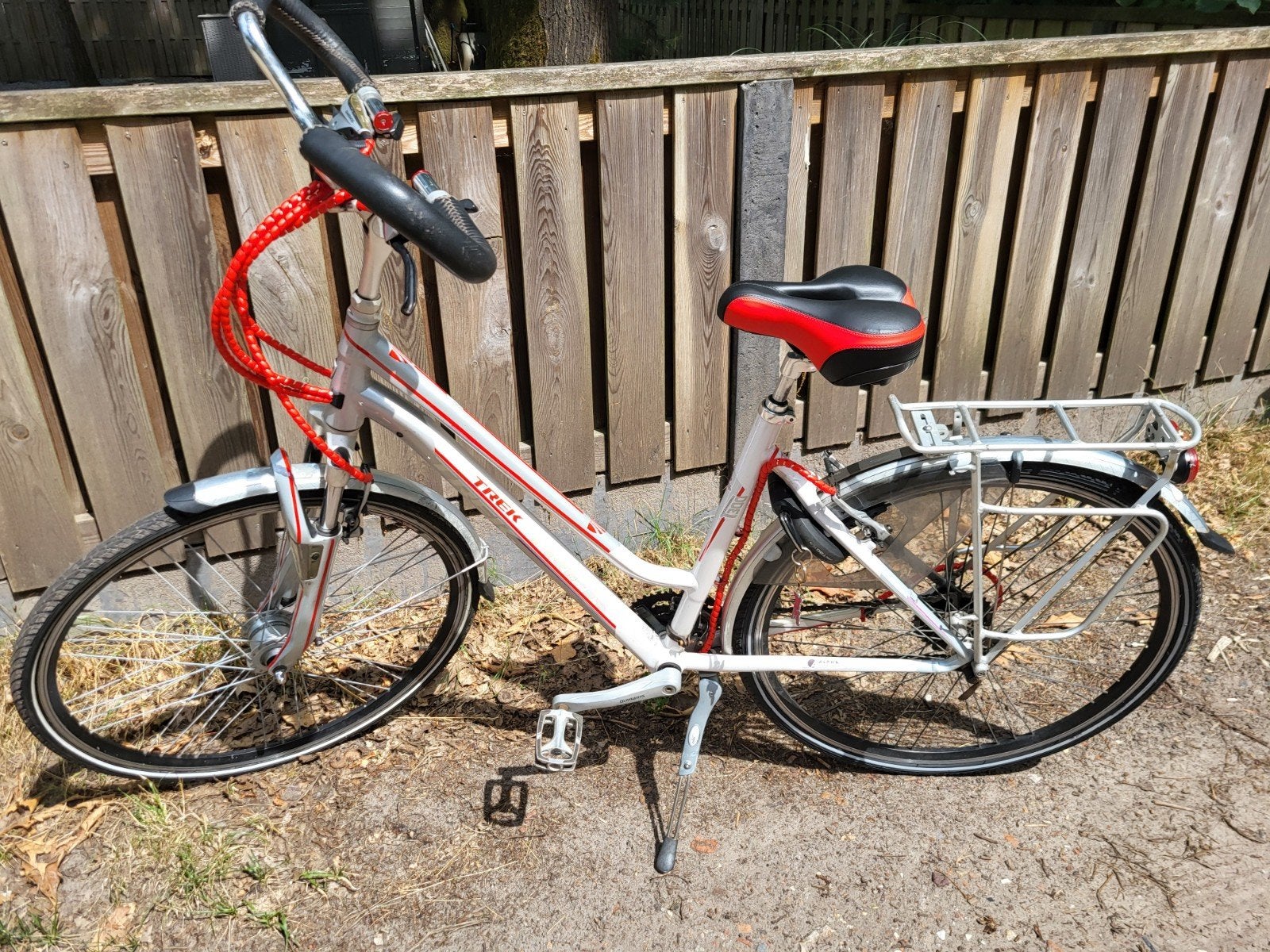 Sportieve Damesfiets TREK ALHPA, Fietsen en Brommers, Ophalen, 28 inch