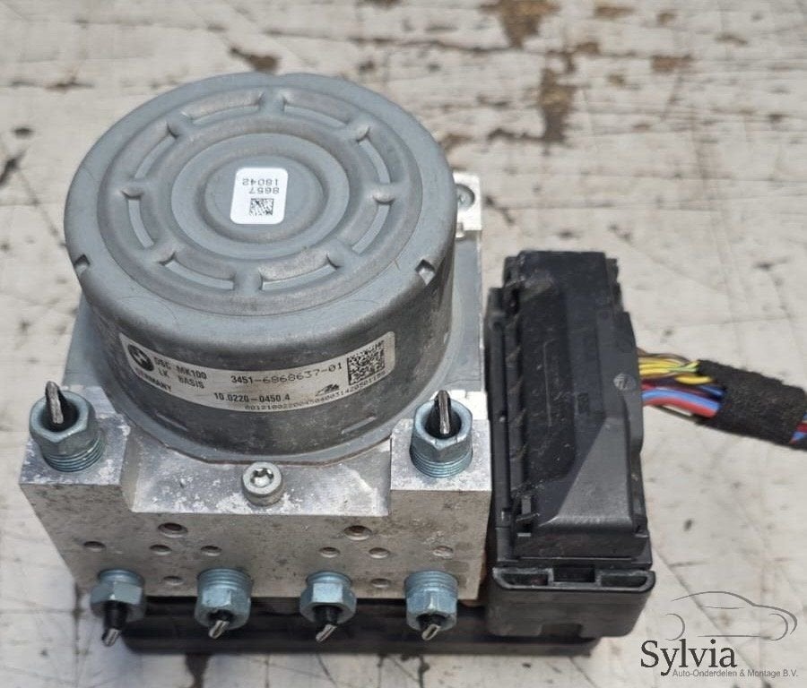ABS Pomp BMW 3 serie F30 34516868637 6868637 34516868638 686, Gebruikt, -, -, Ophalen of Verzenden