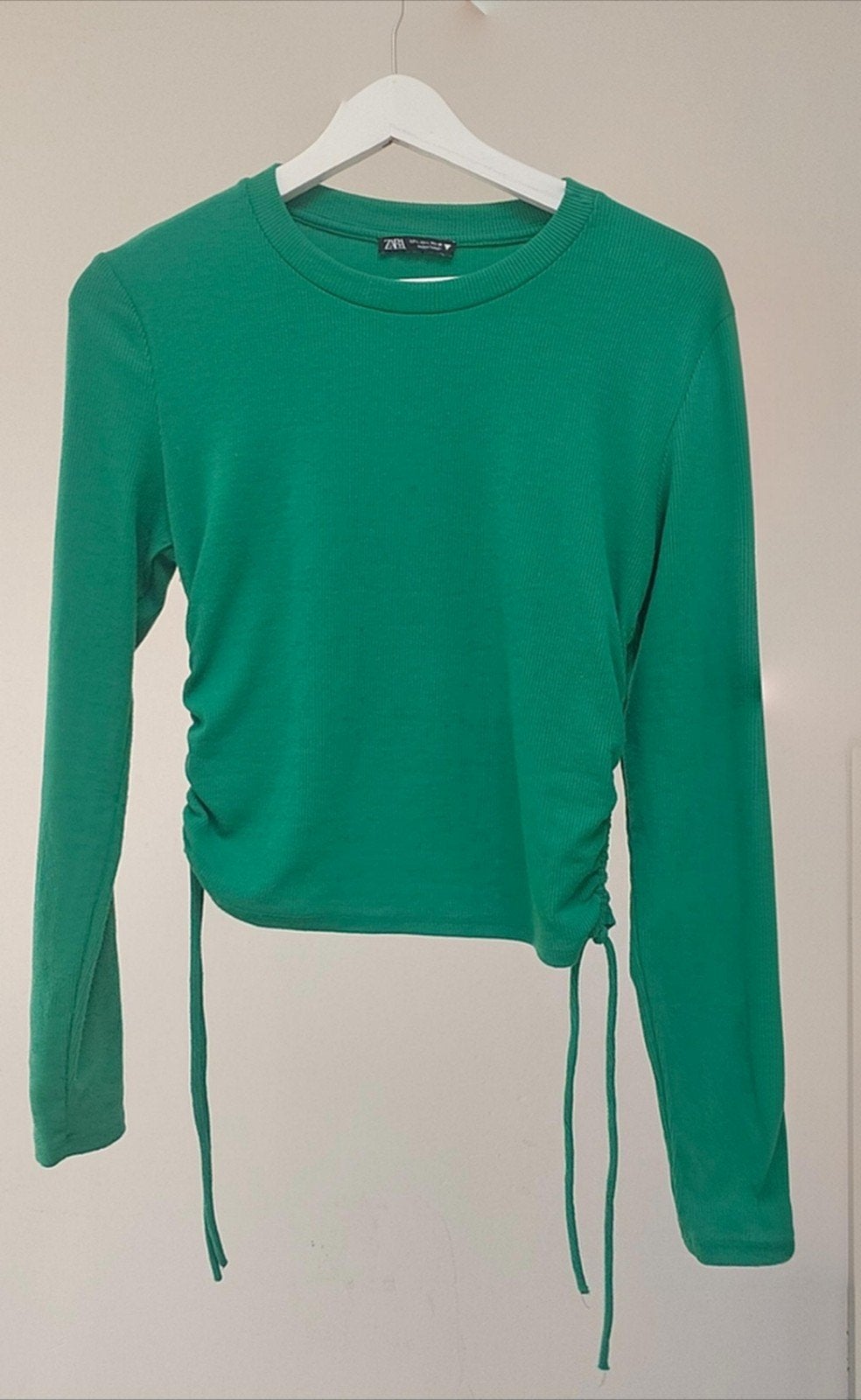 Zara groene top – maat L – verstelbare zijkanten, Kleding | Dames, Ophalen of Verzenden, Maat 42/44 (L)
