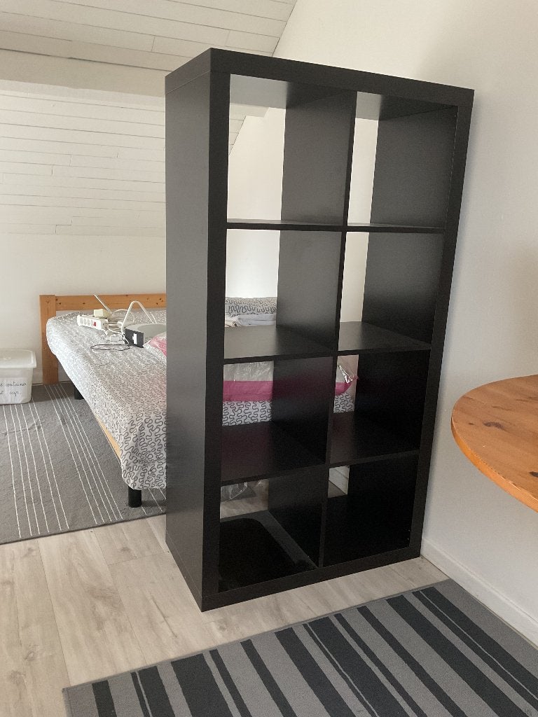Etagere. IKEA de couleur noire, Bois, Démontable, Comme neuf, Enlèvement