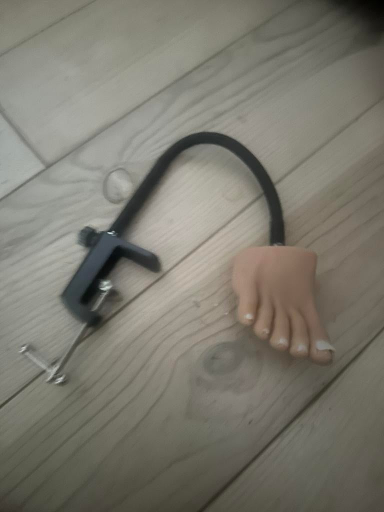 Nagelgerief en realistische voet, Ophalen of Verzenden, Zo goed als nieuw