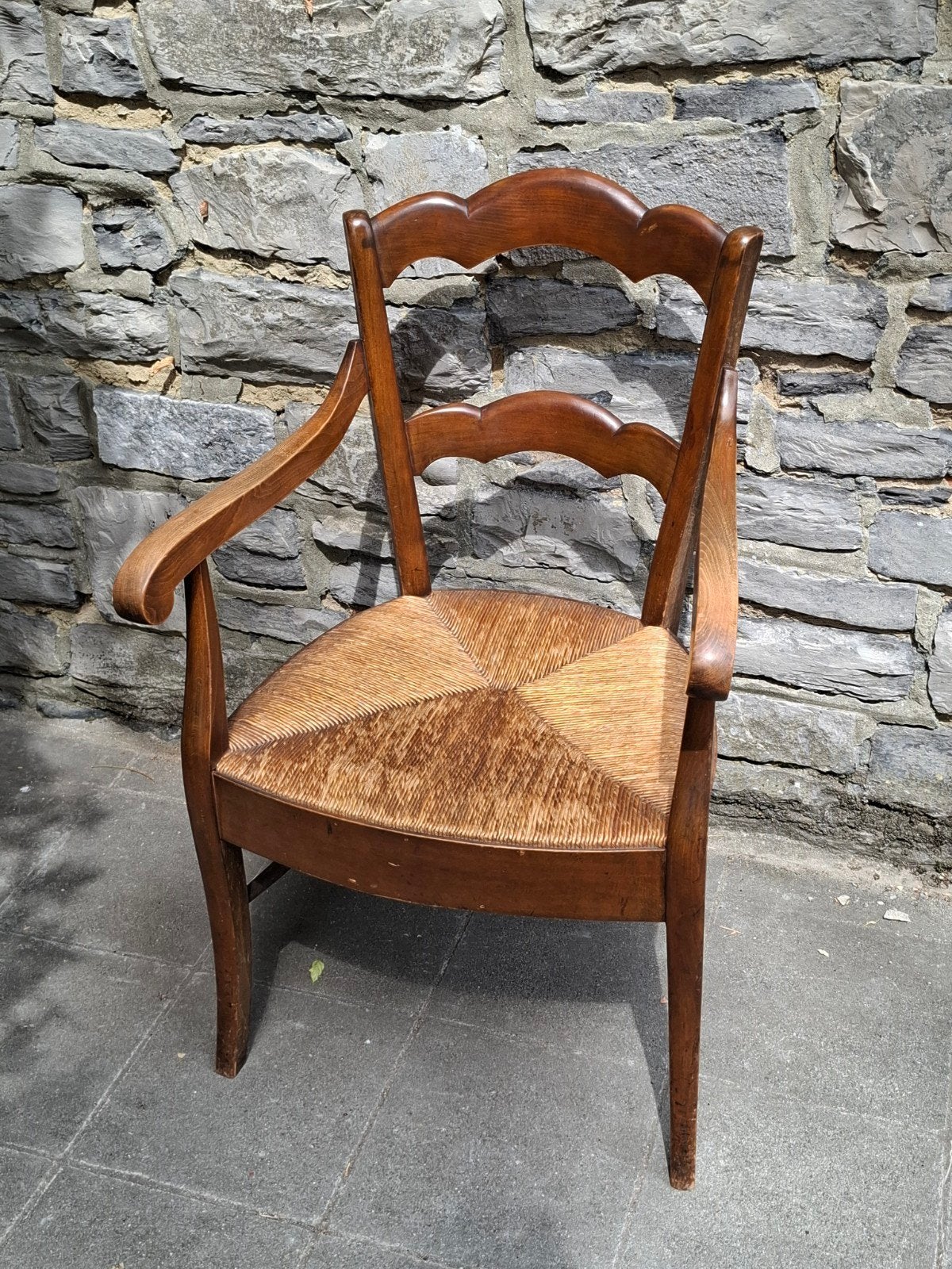 Fauteuil ancien en chêne avec assise paillée, Enlèvement