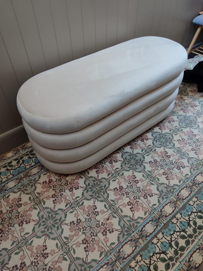 Design zitbankje, Ophalen