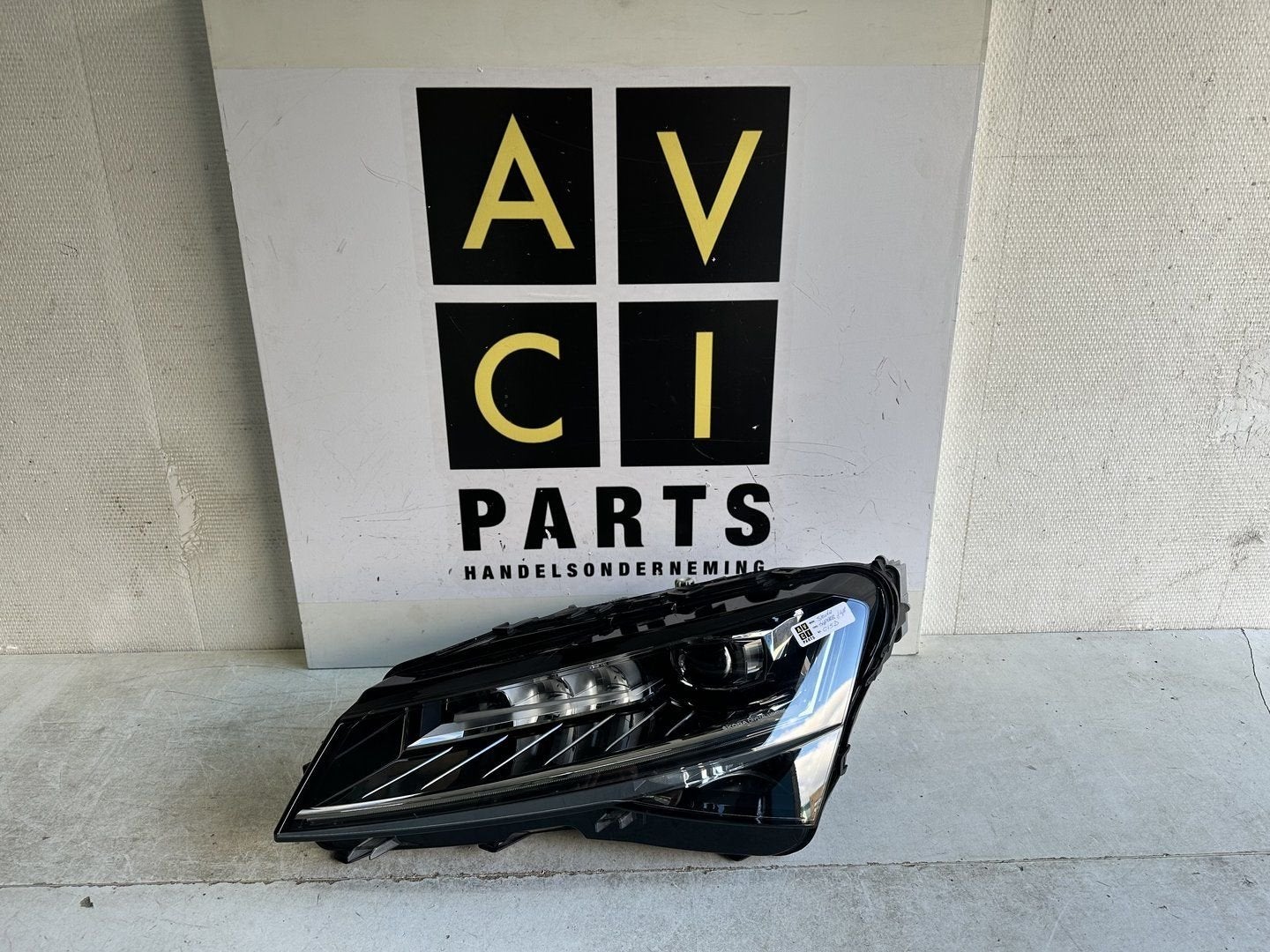 Koplamp Skoda Superb 3V facelift vol led 3V1941015D, -, Utilisé, Skoda, -