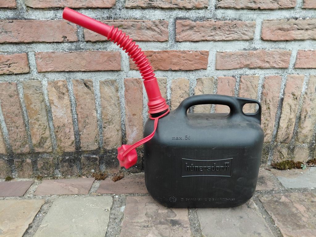 5 liter jerrycan, Ophalen of Verzenden