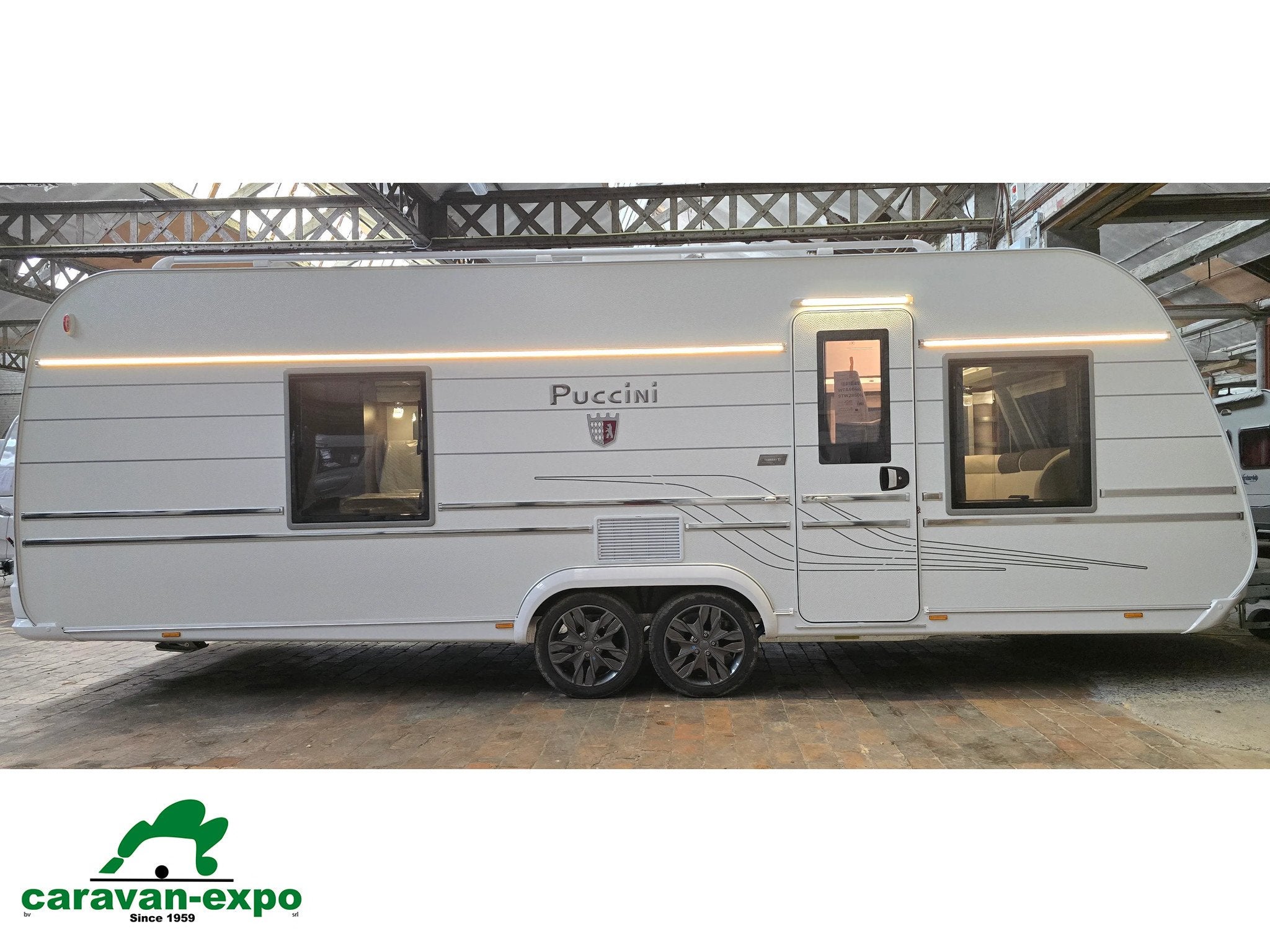 TABBERT PUCCINI 635 SDQ/F 2026, Caravanes & Camping, Jusqu'à 4, 6 à 7 mètres, Entreprise, Tabbert