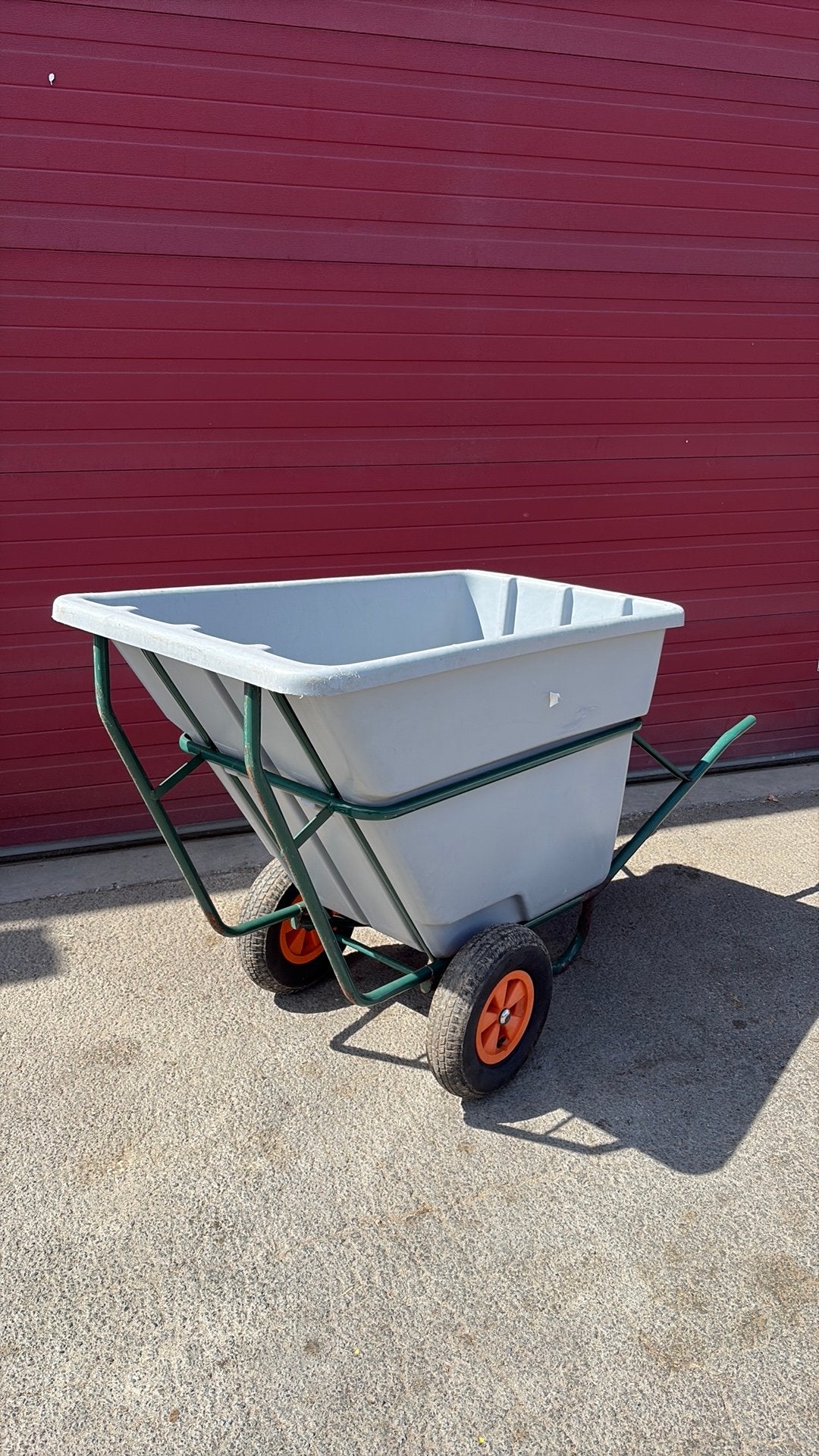Vabor 2wielige 400l kruiwagen, Tuin en Terras, Kruiwagens, Ophalen, Zo goed als nieuw