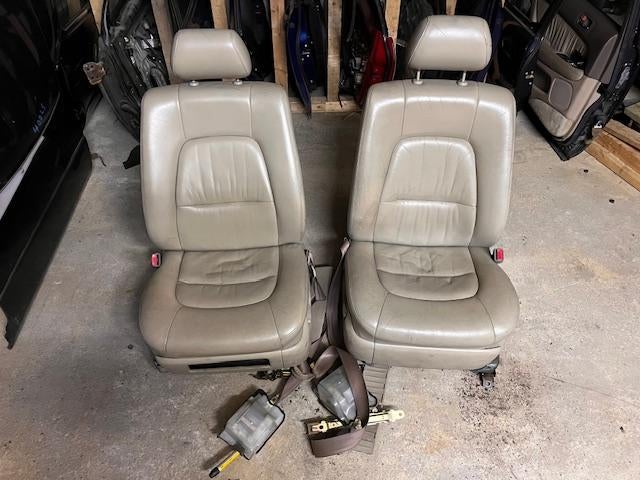 Lexus LS400 voorste stoelen, Auto-onderdelen, Gebruikt