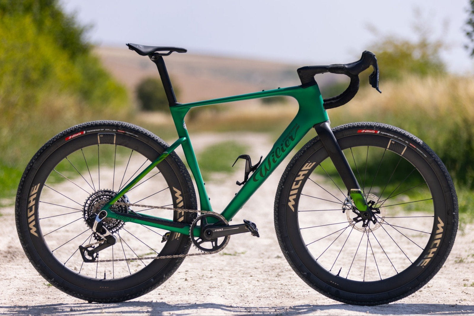 Wilier Rave slr ID2 Medium Shimano GRX Di2 €6600
Op stock Ww, Ophalen, 28 inch, Italie, 10 tot 15 versnellingen