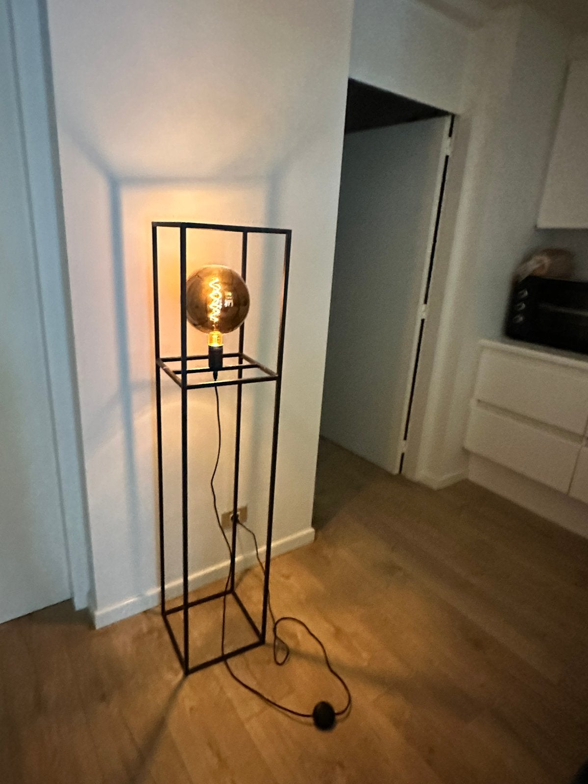 Lampe sur pied, Enlèvement, Comme neuf