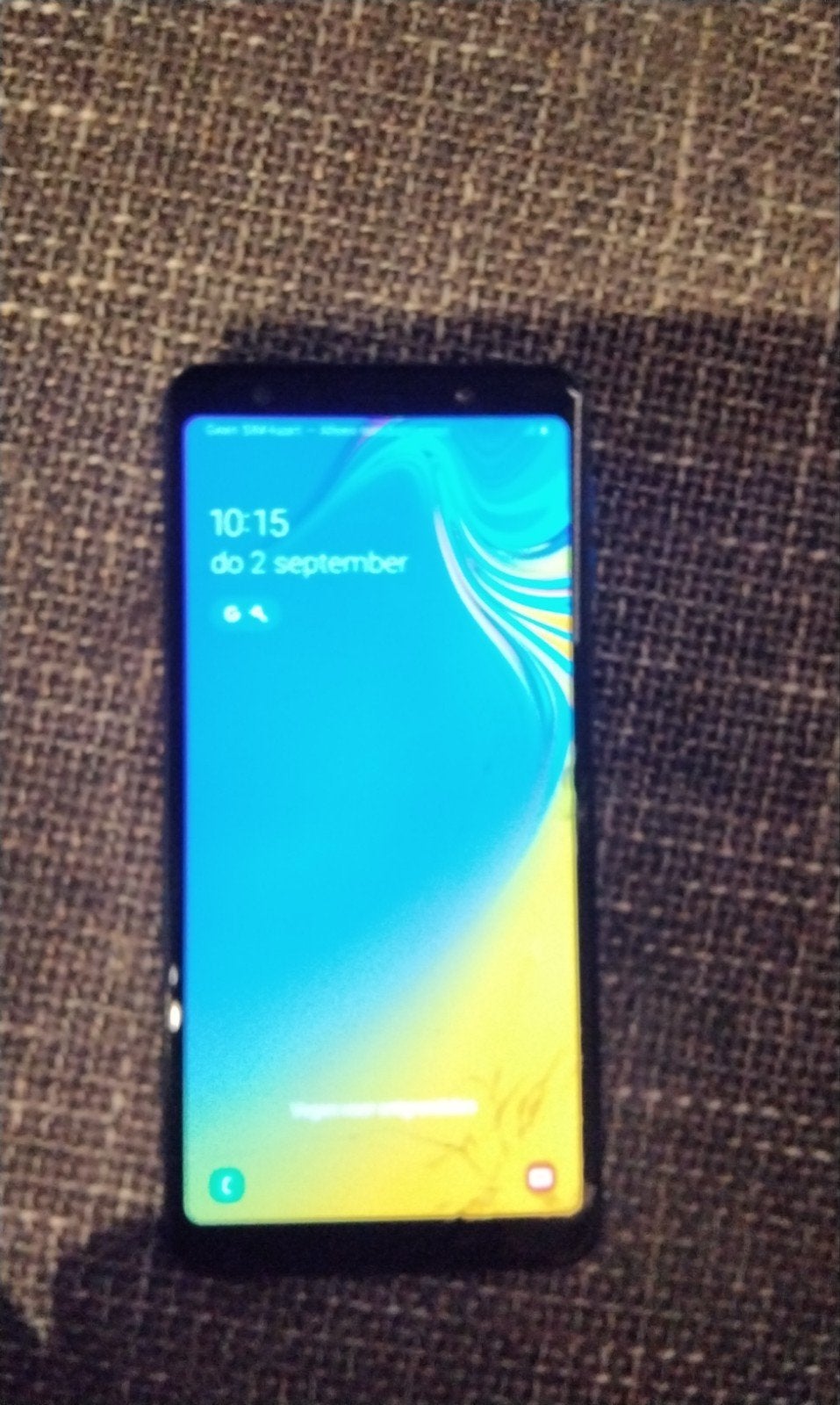 Samsung Galaxy A7 2018, Enlèvement