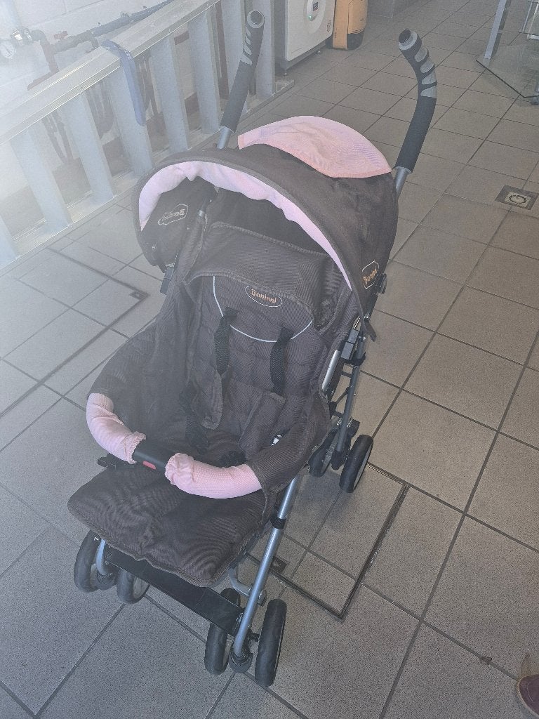 Buggy pour enfants en excellent état (+kit de pluie), Enfants & Bébés, Enlèvement, Comme neuf, Autres marques, Protection de pluie