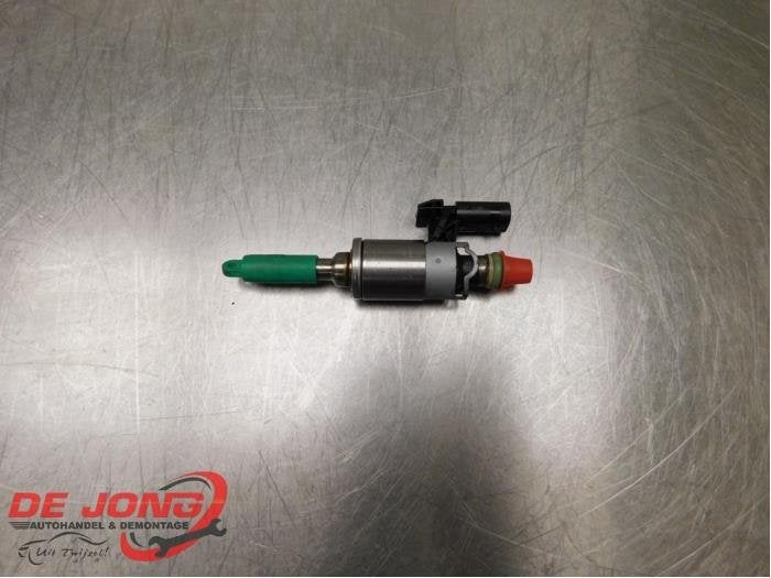 Injecteur (injection essence) d'un Volkswagen Golf, Autos : Pièces & Accessoires, Systèmes à carburant, Volkswagen, Utilisé, 3 mois de garantie
