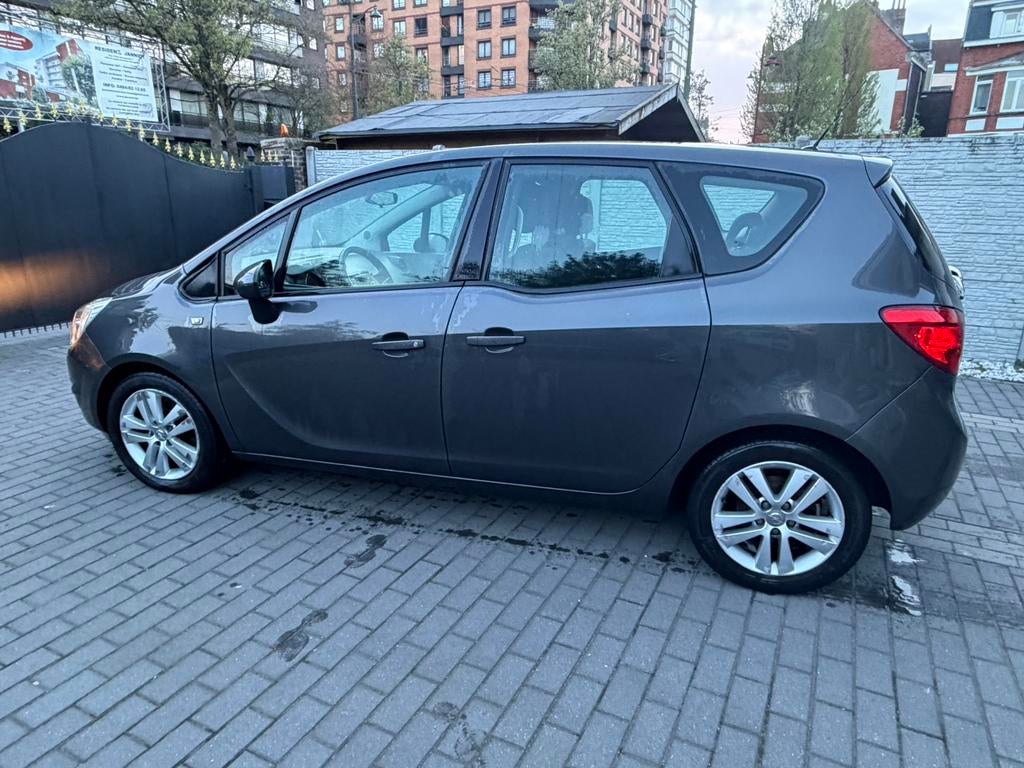 Opel Meriva 1.6 cdti, Auto's, Opel, Voorwielaandrijving, Euro 5, Stof, 4 cilinders