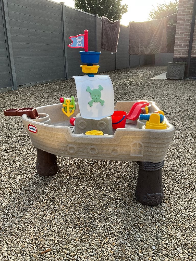 Piratenschip kleuters little tikes, Ophalen, Zo goed als nieuw, Complete set, Boot/Schip